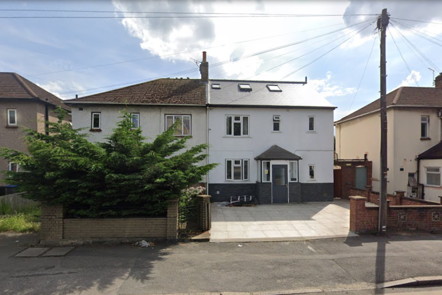 177 Western road, Colliers Wood, CR43EF
