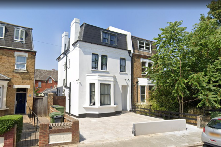 54 Kempshott Road, Streatham, SW16 5LH